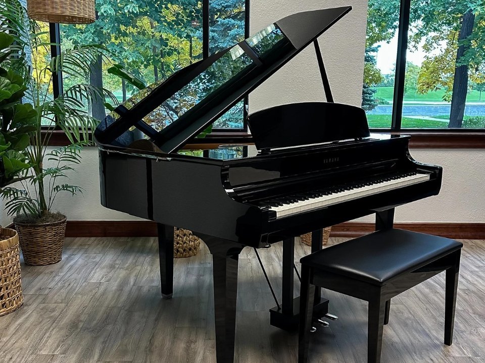 YAMAHA CLP-795 GP PE - Đánh giá chi tiết tại Piano House